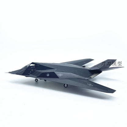 1:72 American F117a Nighthawk Stealth Fighter-bomber Alloy Aircraft Model