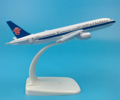 16cm CHINA SOUTHERN BOEING 777 Passenger Airplane Diecast Aircraft Plane Model