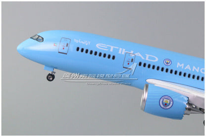 1:130 43CM ETIHAD MANCHESTER CITY BOEING 787 Airplane Landing Gear Resin Model
