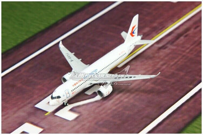 1:400 JC Wings CHINA EASTERN COMAC C919 Passenger Airplane Diecast Plane Model