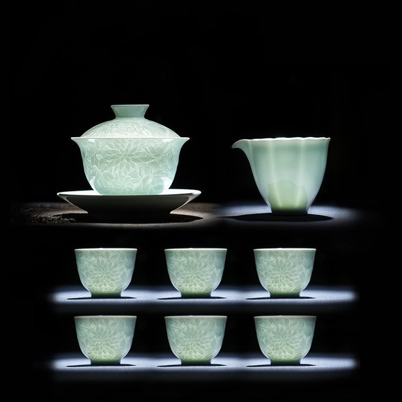 Jingdezhen Porcelain Gaiwan Creative Tureen Teacup Flower Relief Tea Set Ceramic