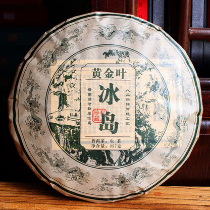 2018 Yunnan Pu'er Raw Tea Iceland Golden Leaf Raw Pu'er Tea 357g -