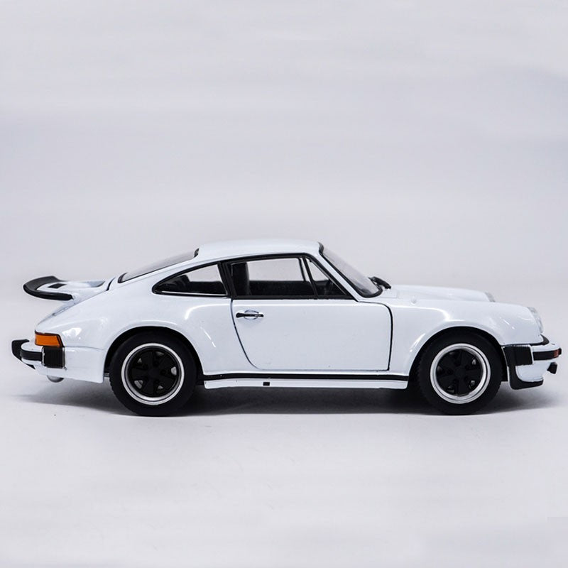 1/24 1974 Porsche 911 Turbo 3.0 Model Car Metal Diecast Vehicle Collection White