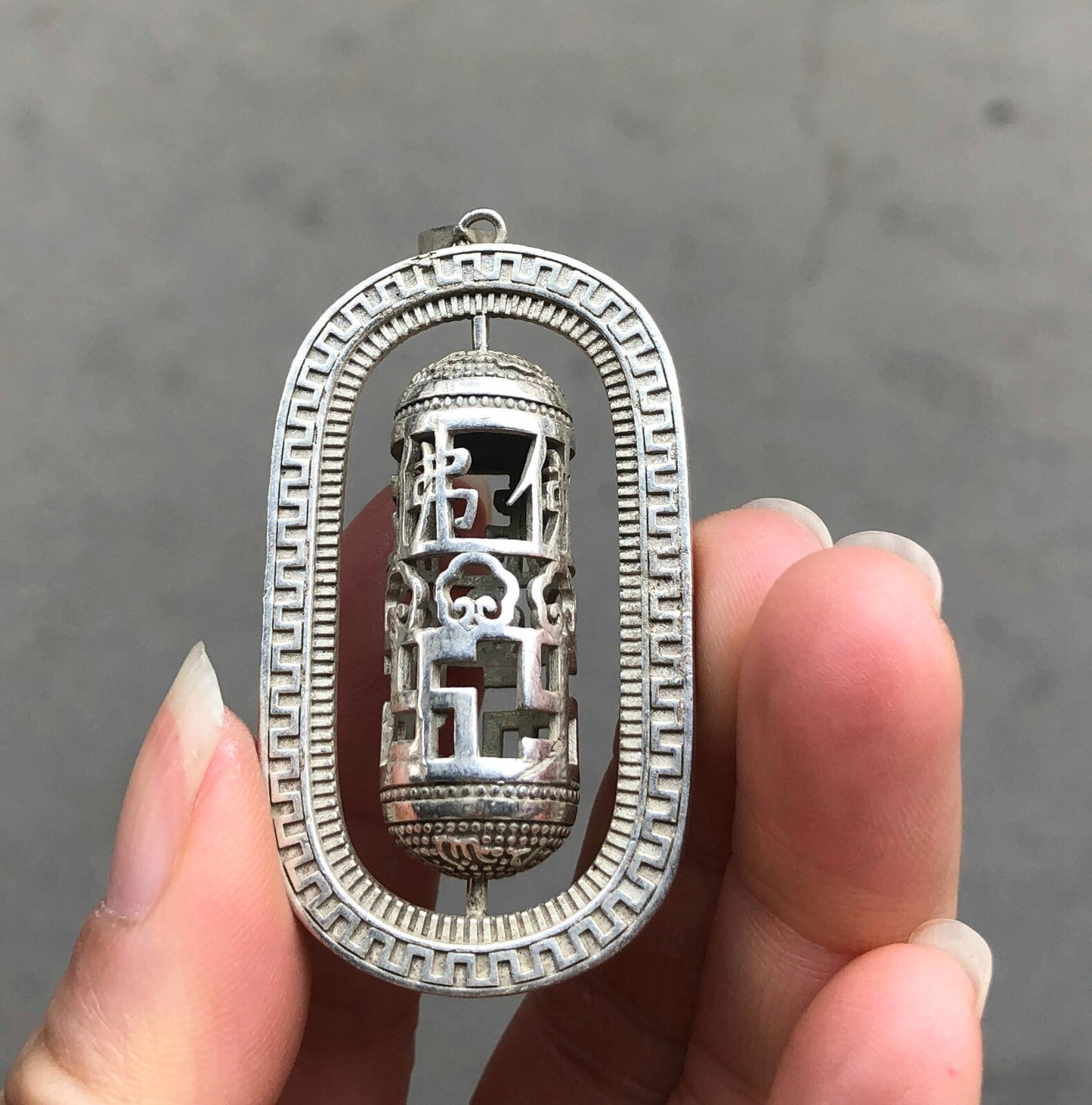 Rare China Miao Silver Carved Hollow Buddha Buddhism Statue Pendant Necklace