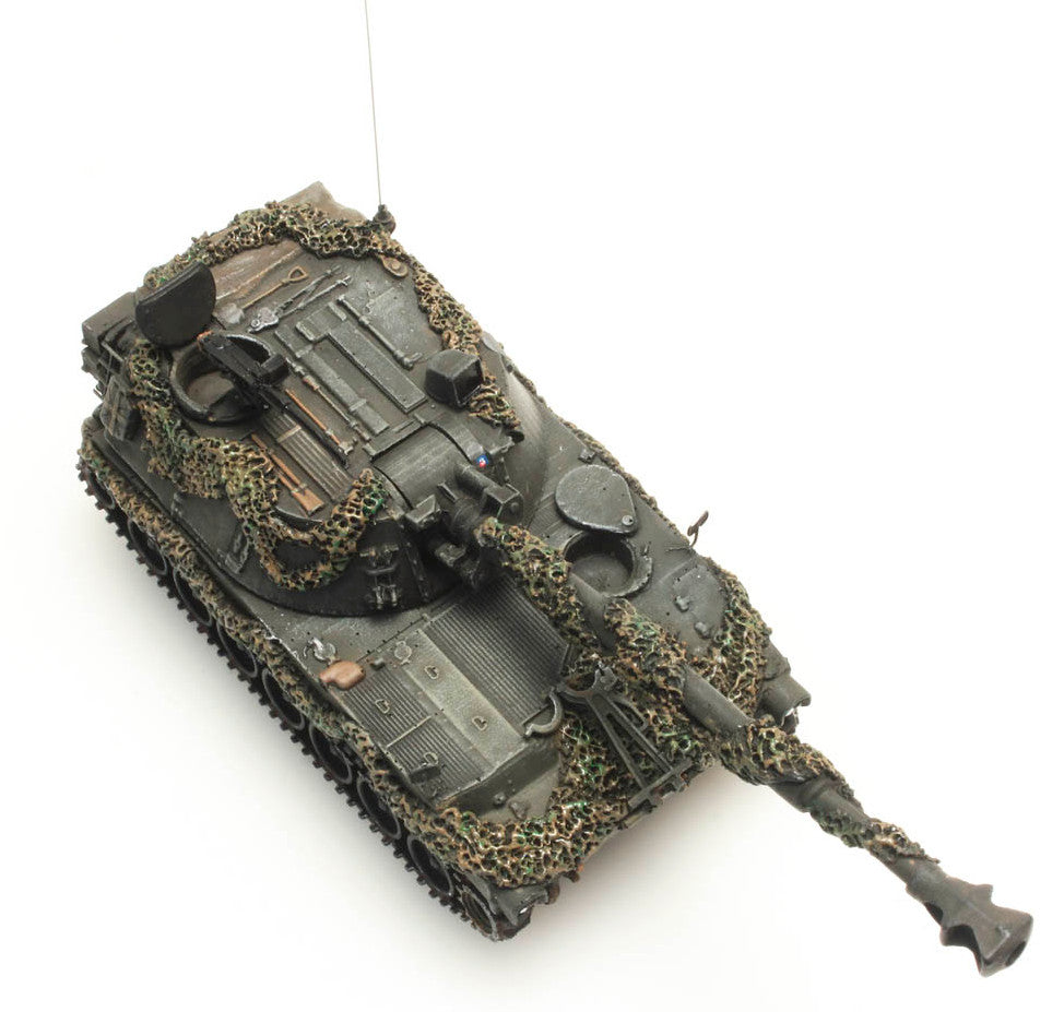 ARTITEC B M109 A2 155mm ready for combat with net 1/87 FINISHED MODEL TANK