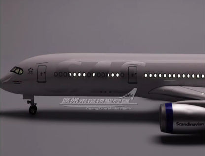 47CM SAS AIRBUS A350 Airplane Led Sound-controlled Light Resin Aircraft Model