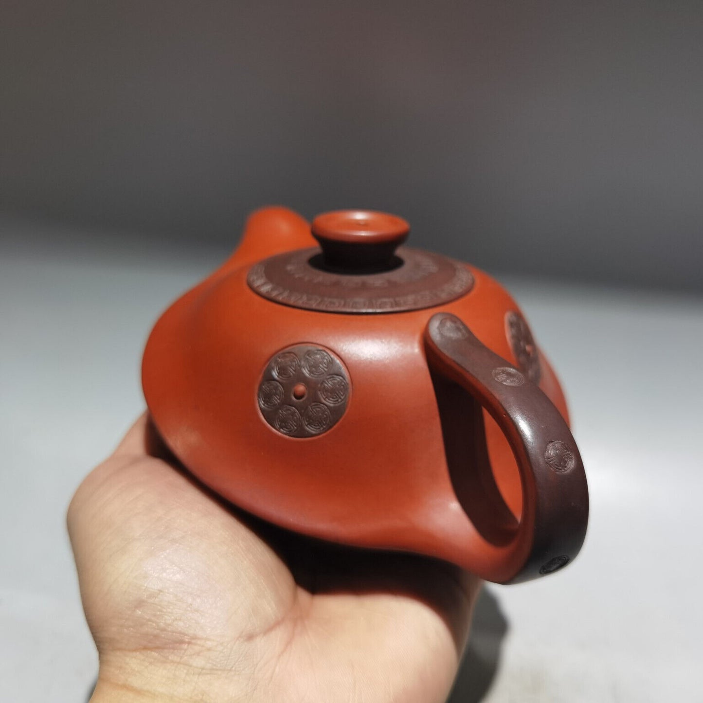 Chinese Yixing Zisha Clay Handmade Exquisite Teapot（八卦壶 底款：顾景舟）