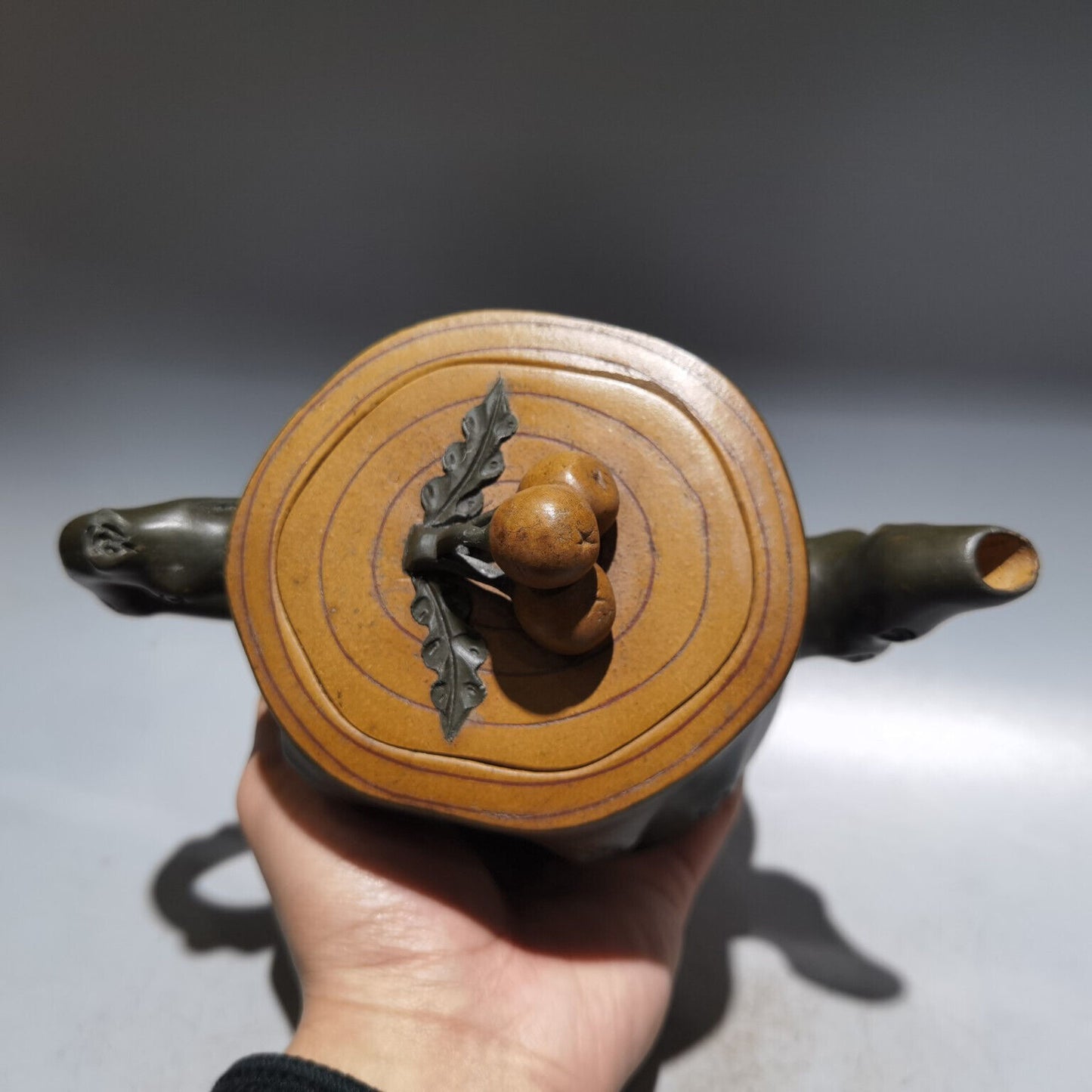 Chinese Yixing Zisha Clay Handmade Exquisite Teapot（树桩壶 底款：蒋蓉）