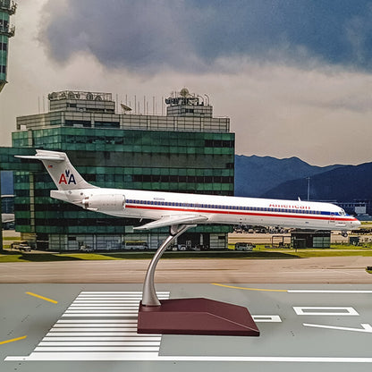 1:200 Geminijets American Airlines MD-90 N904RA Passenger Airplane Diecast Model