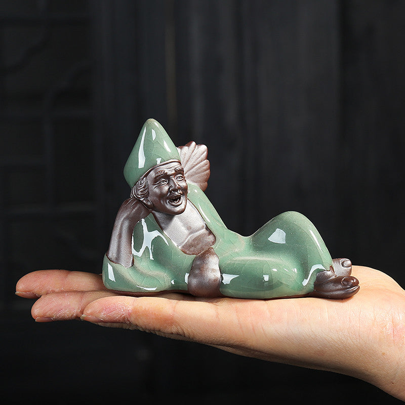 10.5cm Chinese Porcelain JiGong Statue Craft Tea Pet Tea Play Kung Fu Tea Set