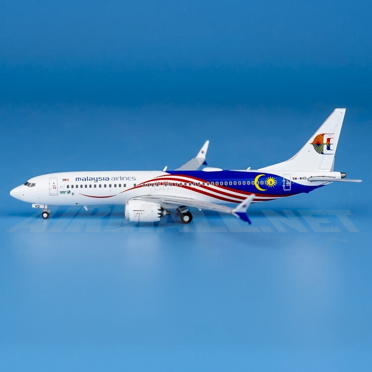 1:400 JC Wings Malaysia Airlines Boeing 737 MAX 8 Diecast Aircraft Model