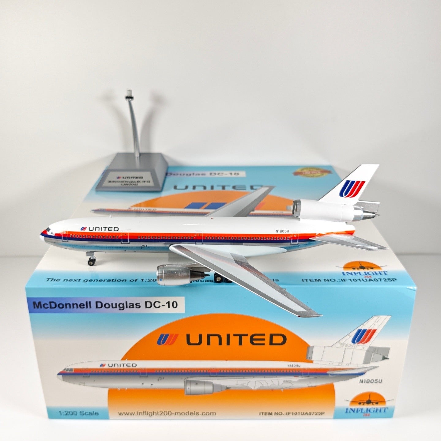 1:200 InFlight United Airlines DC-10 Passenger Airplane Diecast Plane Model