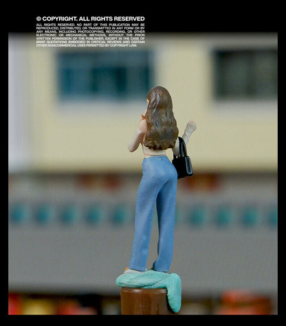 1/64 Trendy Girl Figure Model City Sexy Gril Scene Doll Display Model