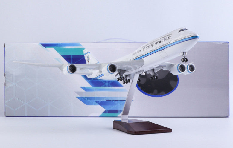 47CM 1:160 STATE OF KUWAIT BOEING 747-8 Airplane Landing Gears Resin Model