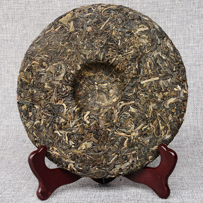 Ancient Tree Tea Yunnan Seven Seed Cake Tea Pu'er Tea Spring Tea357g