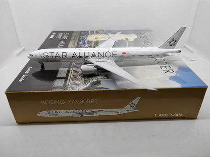 1:400 Phoenix STAR ALLIANCE B777-300ER Airplane Diecast Aircraft Plane Model