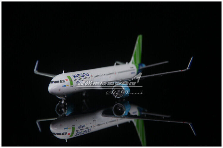 1:400 JC Wings BAMBOO AIRWAYS AIRBUS A321NEO Passenger Airplane Diecast Model