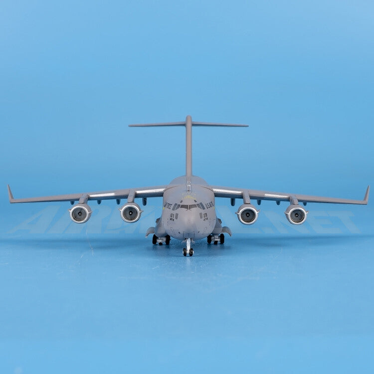 1:400 GeminiJets United States Air Force C-17A Diecast Aircraft Model