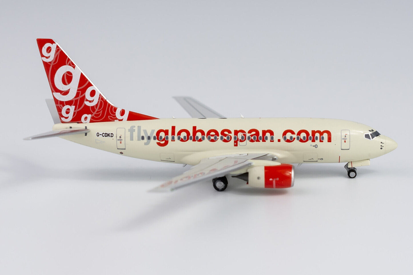 1:400 NG Model Flyglobespan BOEING 737-600 Passenger Airplane Diecast Model