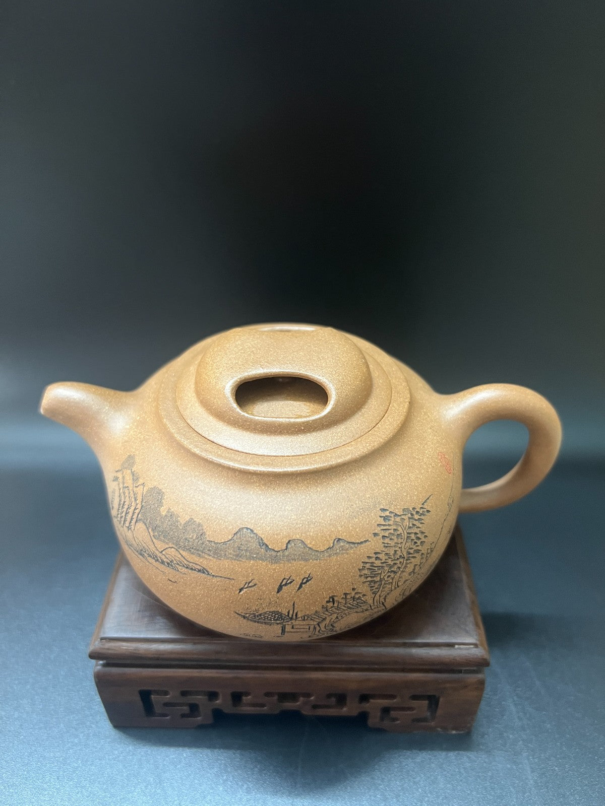 210cc chinese Yixing Handmade Zisha Duan clay Teapot NiuGai Hu Tea Pot