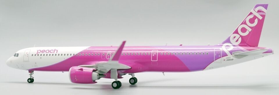 1:200 JC Wings Peach AIRBUS A321neo Passenger Airplane Diecast Aircraft Model