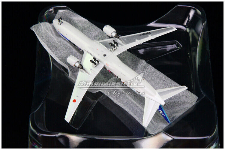 1:400 Phoenix ANA BOEING 767-300ER Passenger Aircraft Diecast Airplane Model