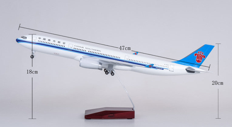 47CM 1:135 CHINA SOUTHERN AIRBUS A330 Passenger Plane Landing Gears Resin Model