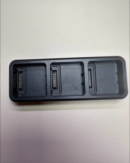 DJI Mavic 3/3pro Series 100W Battery Charging Hub Model CHX265-100