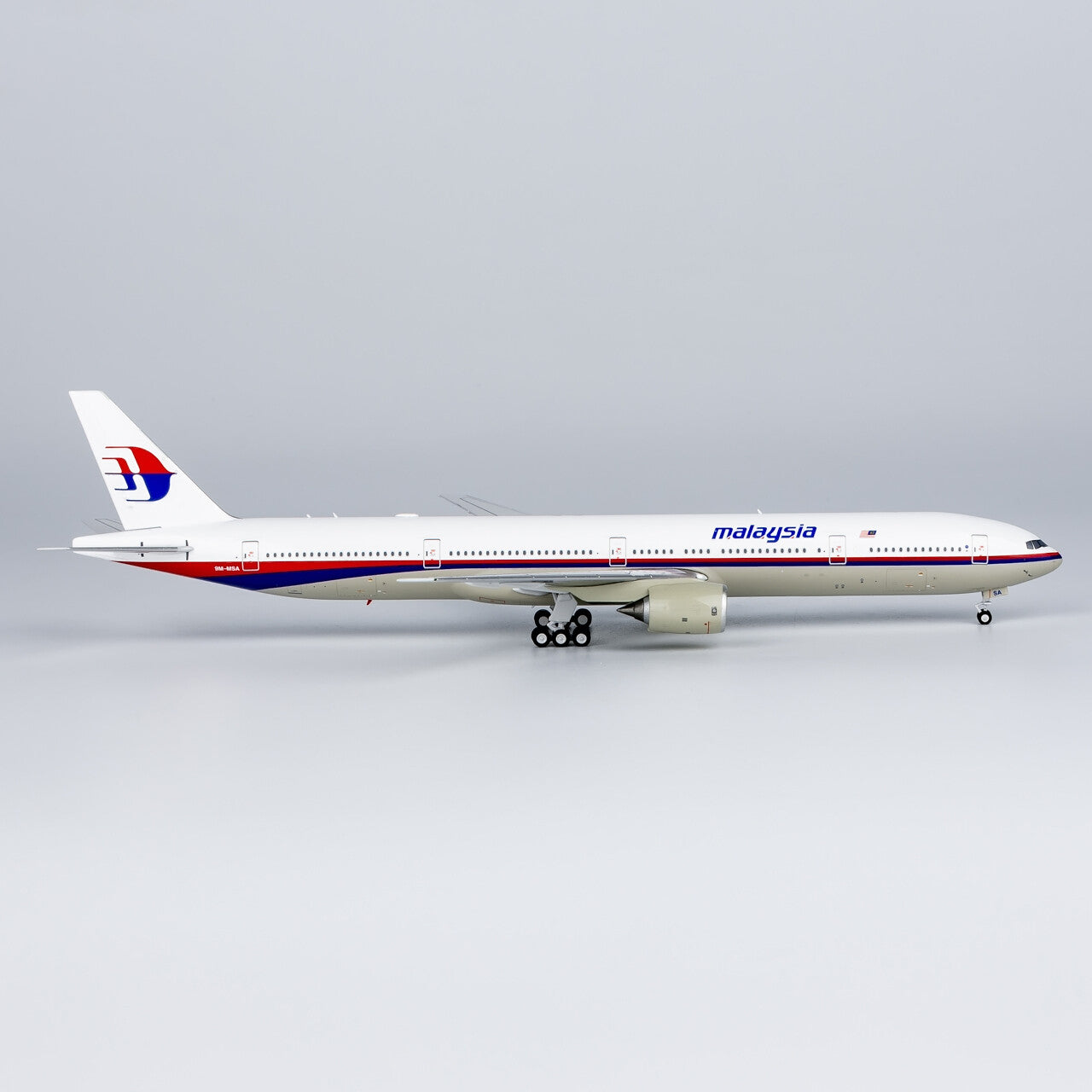 1:400 NG Model Malaysia Airlines BOEING B777-300 Airplane Diecast Aircraft Model