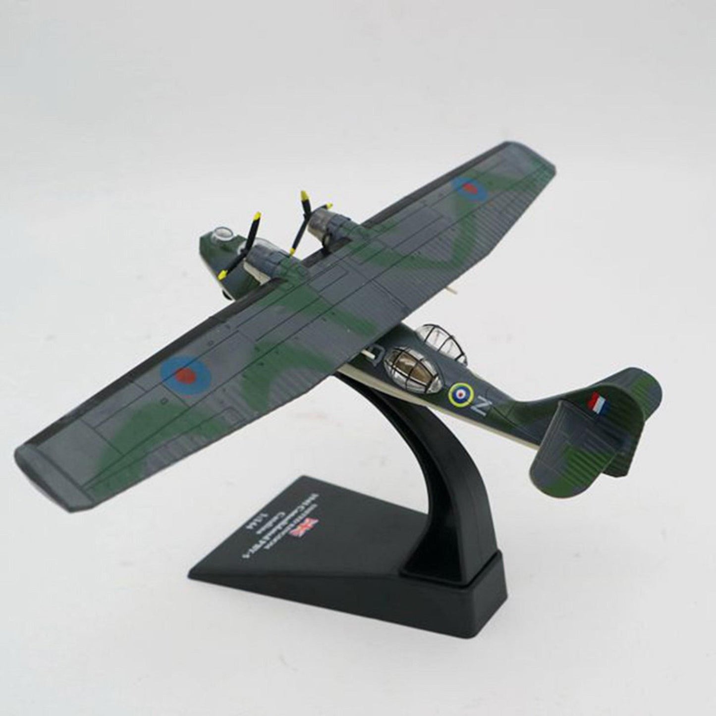 1/144 WW2 UK RAF Classic PBY 5 Catalina Aircraft Fighter Plane Military Model g