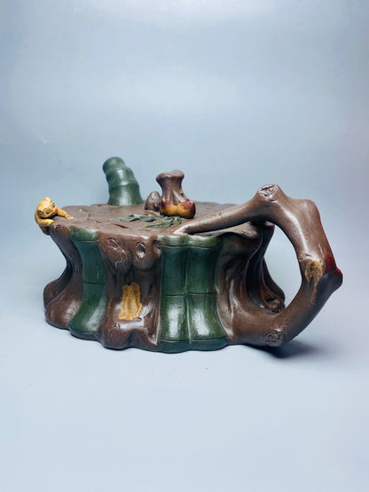 Chinese Yixing Zisha Clay Handmade Exquisite Teapot（灵猴献寿 底款：蒋蓉）