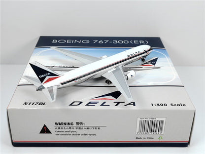1:400 Phoenix Delta Air Lines B767-300 N117DL Airplane Diecast Aircraft Model
