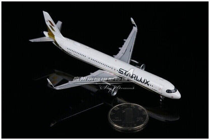 1:400 JC Wings STARLUX AIRBUS A321neo Passenger Airplane Diecast Aircraft Model