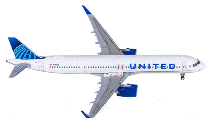 1:400 Geminijets United Airlines Airbus A321neo Passenger Airplane Diecast Model