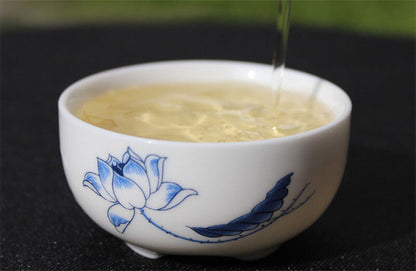 300g White Tea Cake Chinese Fuding Old Natural White Tea Organic Silver Needle