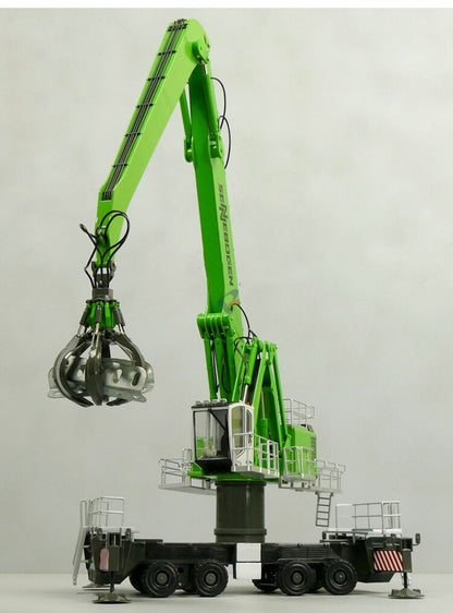 1:50 Sennebogen 875E Hafenumschlagbagger Port material handler Diecast Model