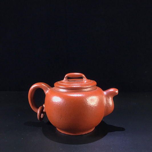 Chinese Yixing Zisha Clay Handmade Exquisite Teapot （果元壶 底款：吴月亭）