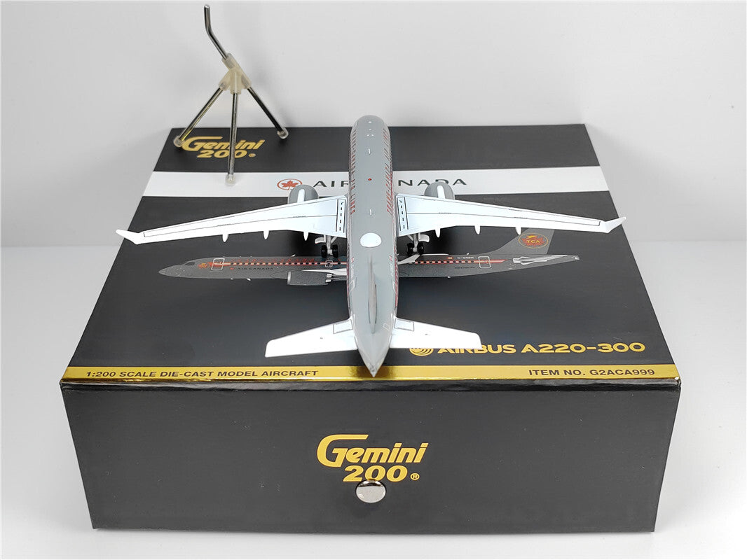 1:200 Geminijets AIR CANADA AIRBUS A220-300 Airplane Diecast Aircraft Model