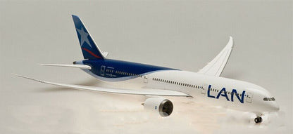 1:200 31CM Hogan LAN BOEING 787-9 Passenger Airplane ABS Plastic Aircraft Model