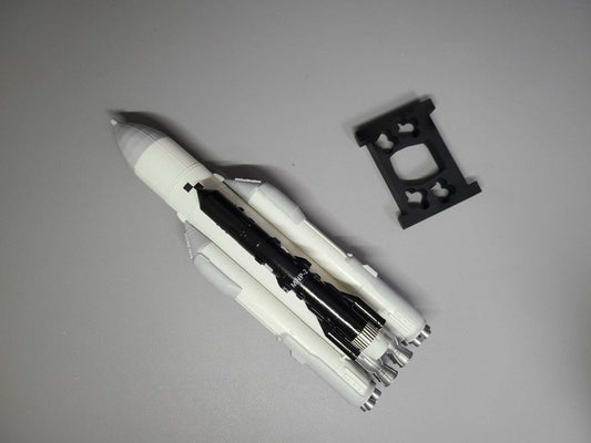 1:200 Scale Energia 11K25 with Polyus Space Shuttle Model Painted Finished