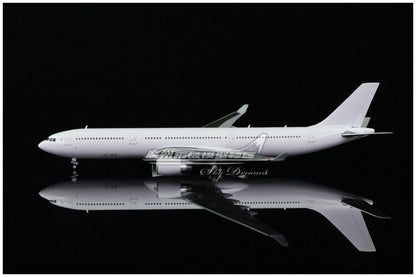 1:400 JC Wings AIRBUS A330-300 Passenger Blank Airplane Diecast Aircraft Model