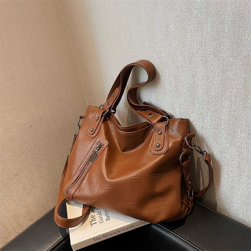 Shoulder Bag Oil Wax Leather Wide Strap Crossbody Bag Zipper Shopper Handbag 1PC