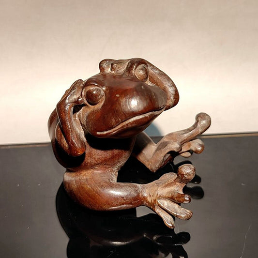 cute small frog statue children gift Hobby collection wood carving Boxwood decor