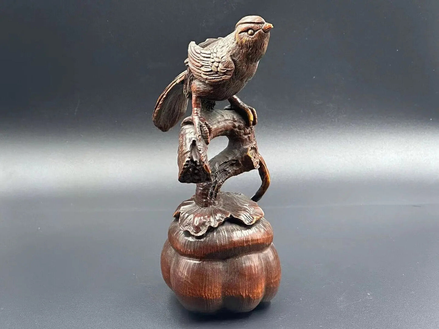 Chinese Antique Boxwood Carved Magpie Statue Exquisite Sculpture Home Decor Art