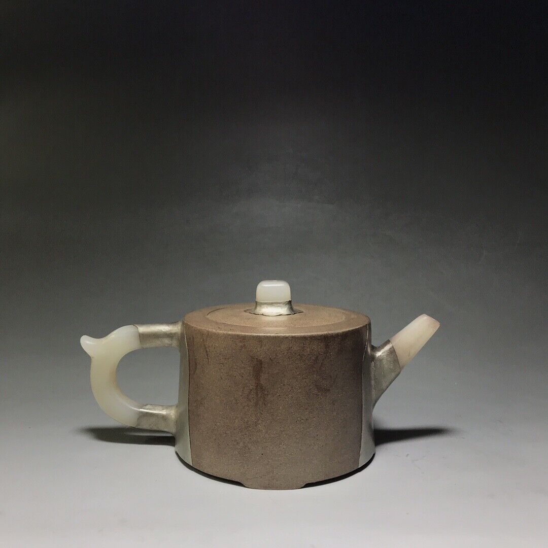 Chinese Yixing Zisha Clay Handmade Exquisite Teapot （镶玉直流壶 底款：吴建强）