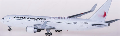 for Phoenix for Japan Airlines for Boeing 767-300ER JA621J 1:400 plane Pre-built