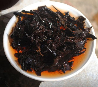 Menghai Classics Aged Puerh Tea 7562 Cooked Tea 250g