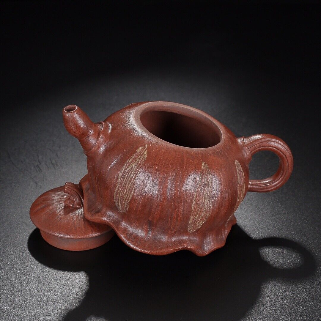 Chinese Yixing Zisha Clay Handmade Exquisite Teapot （莲蓬 底款：汪寅仙）