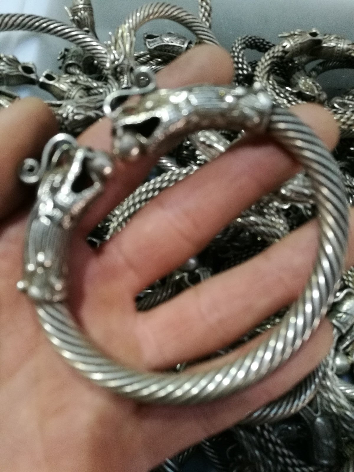 China Old Handwork Tibet Silver Carve dragon Adjust Pair Bracelet