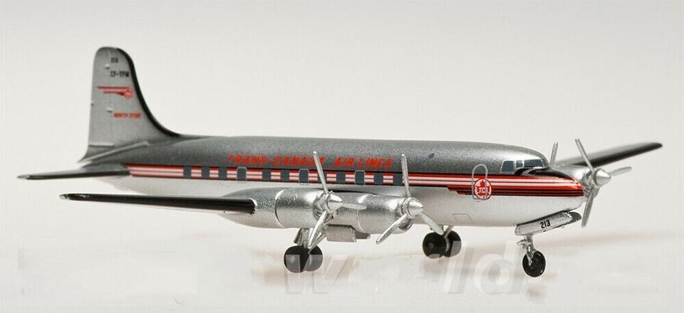 1:400 AeroClassics TRANS CANADA Douglas DC-4-M2 Passenger Aircraft Diecast Model